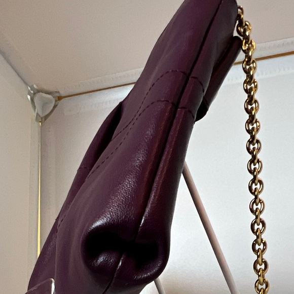 Salvatore Ferragamo Purple Leather Gancini Shoulder chain Bag - Picture 6 of 14
